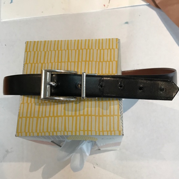 Anne Klein reversible black / brown leather belt, 32 - 36” - Picture 3 of 6